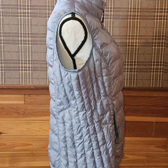 32 Degrees Women's Sky Blue Quilted Vest - Picture 3 of 6